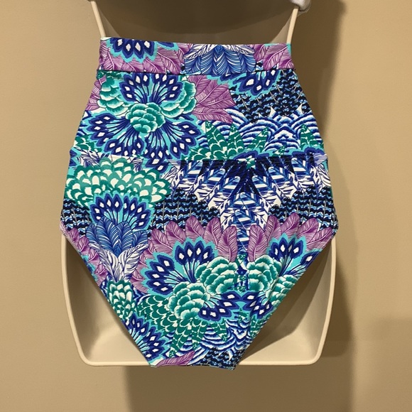 Bra Sz D/DD Bond-Eye Australia swim set - Picture 12 of 15